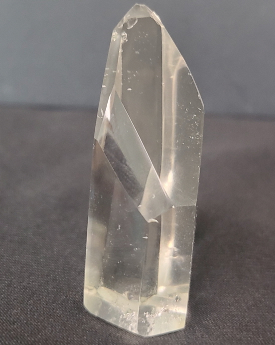 타뷸러 쿼츠 (Tabuiar Quartz)