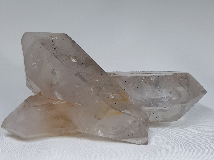 더블 터미네이트 쿼츠(Double-Terminated Quartz)