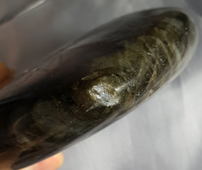 빛좋은 라브라도라이트 큰하트형