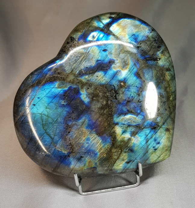 빛좋은 라브라도라이트 큰하트형