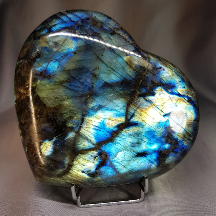 빛좋은 라브라도라이트 큰하트형