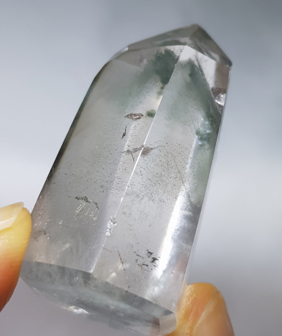 녹색 클로라이트 팬텀 육각주