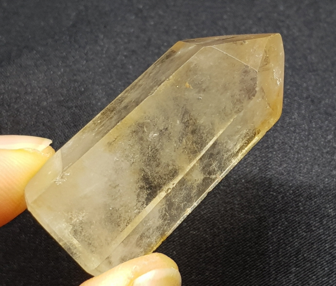 황수정 작은육각주