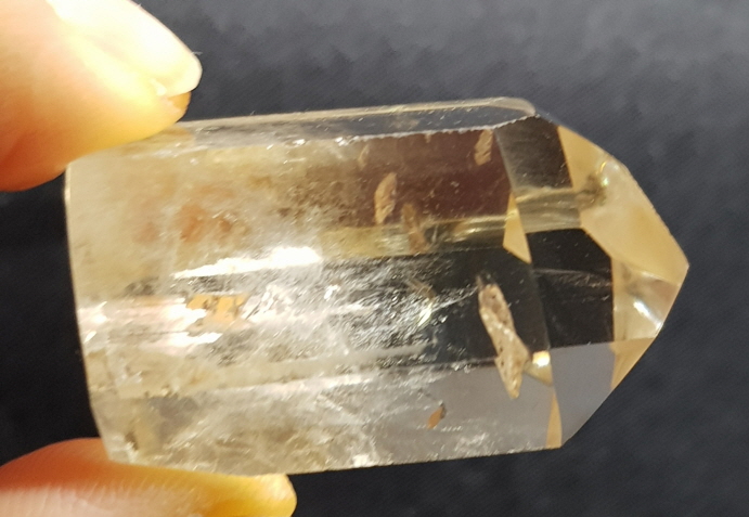 황수정 작은육각주