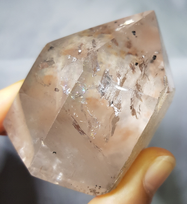 무지개 인쿠르젼 원석