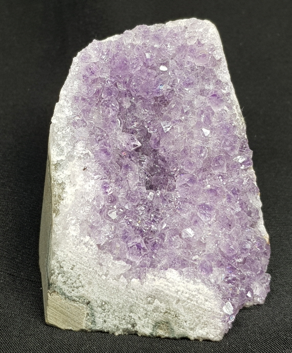 작은 자수정지오드